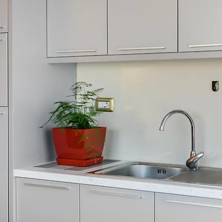 Terrace Cityscape 2 * 티라나