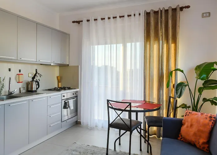 Apartment Terrace Cityscape 2 *