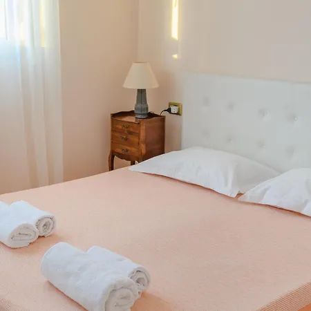 Apartamento Terrace Cityscape 2 *