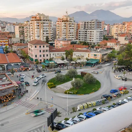 Terrace Cityscape 2 Appartamento Tirana